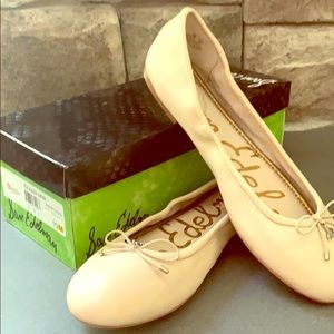 Sam Edelman: Felicia, Nude Leather Flats